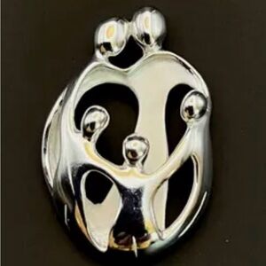 Sterling Silver Carolyn, Polak (KP)happy family of five